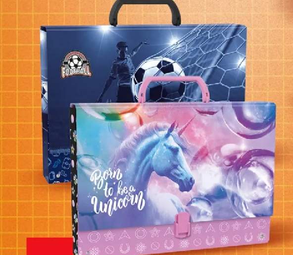 teczka z rączką dziecięca