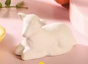 Ceramika figurka zajączka, kurczaczka lub baranka