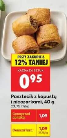 Pasztecik z kapustą i pieczarkami