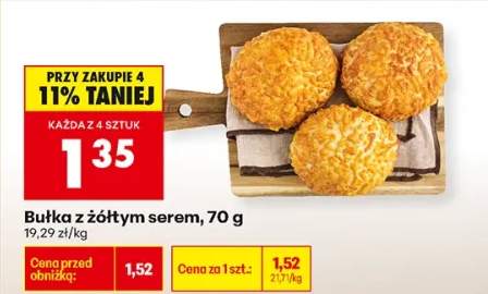 Bułka z żółtym serem