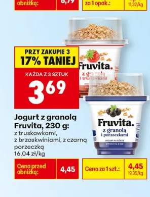 Jogurt z granolą z truskawkami, z brzoskwiniami, z czarną porzeczką