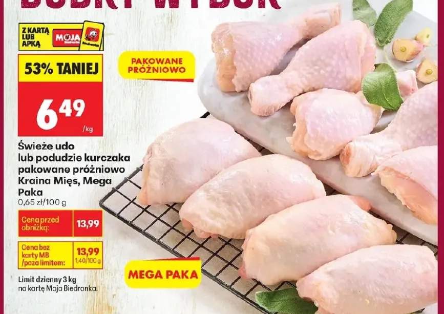 Świeże udo lub podudzie kurczaka pakowane próżniowo