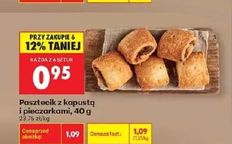 Pasztecik z kapustą i pieczarkami