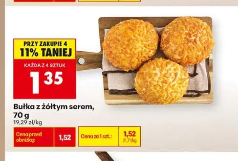 Bułka z żółtym serem