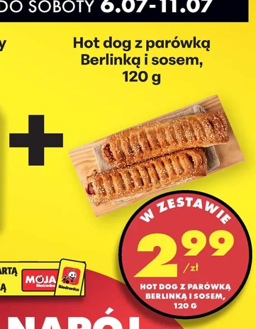Hot dog z parówką Berlinką i sosem