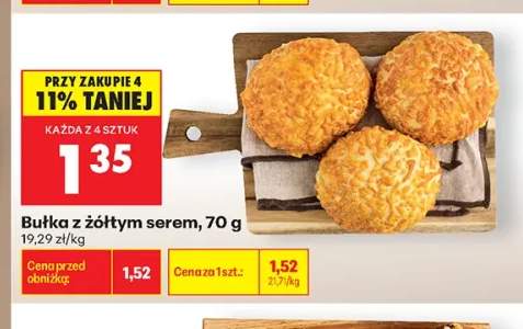 Bułka z żółtym serem