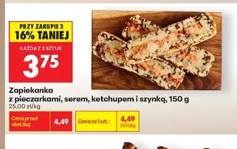 Zapiekanka z pieczarkami serem ketchupem i szynką